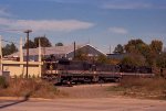 SOU 3996 leads a train out of Glenwood Yard